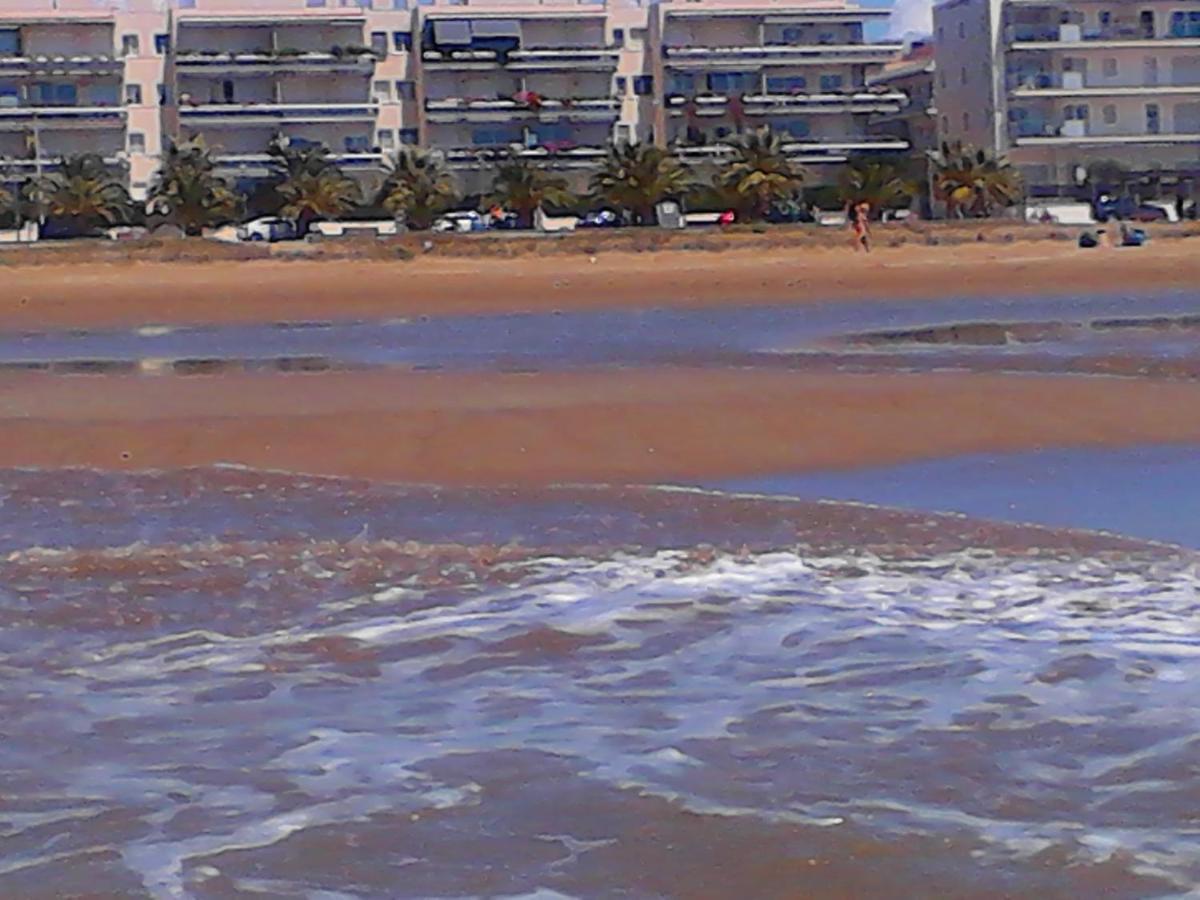 Apartamento Playa y Sol Cubelles Exterior foto